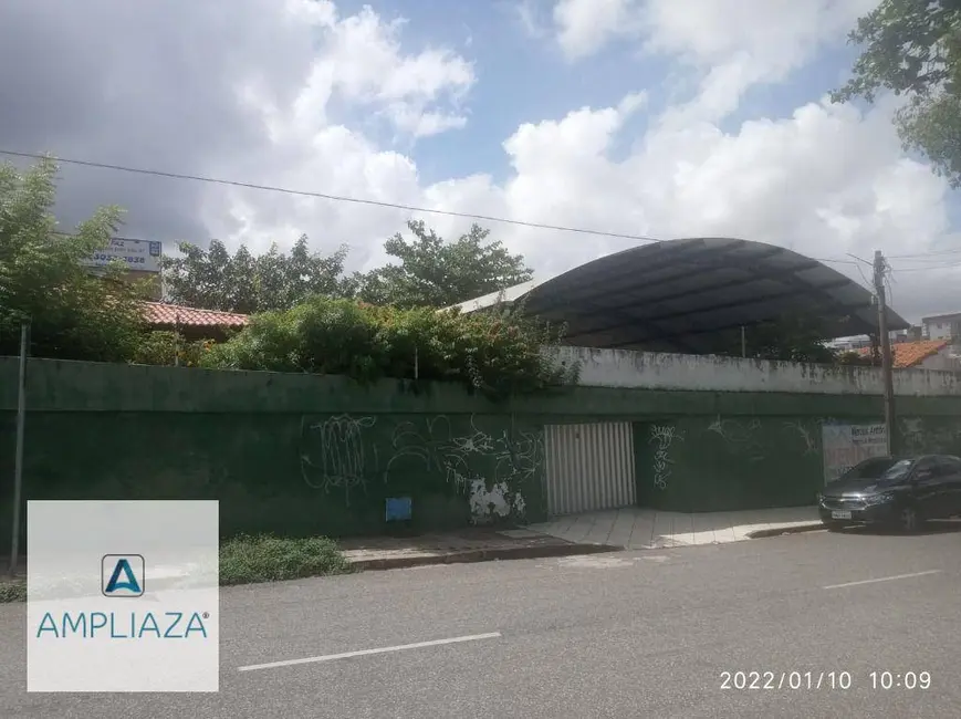 Casa com 4 quartos à venda, 726m2 em José Bonifácio, Fortaleza - CE - imagem 4 Foto 4 de Casa com 4 quartos à venda, 726m2 em José Bonifácio, Fortaleza - CE