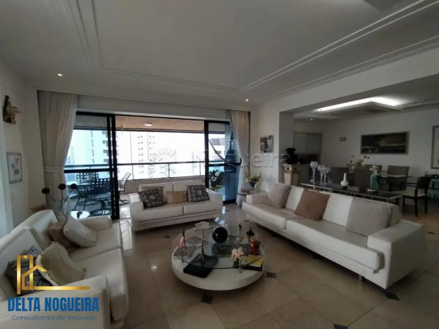 Foto 4 de Apartamento com 4 quartos à venda em Casa Amarela, Recife - PE