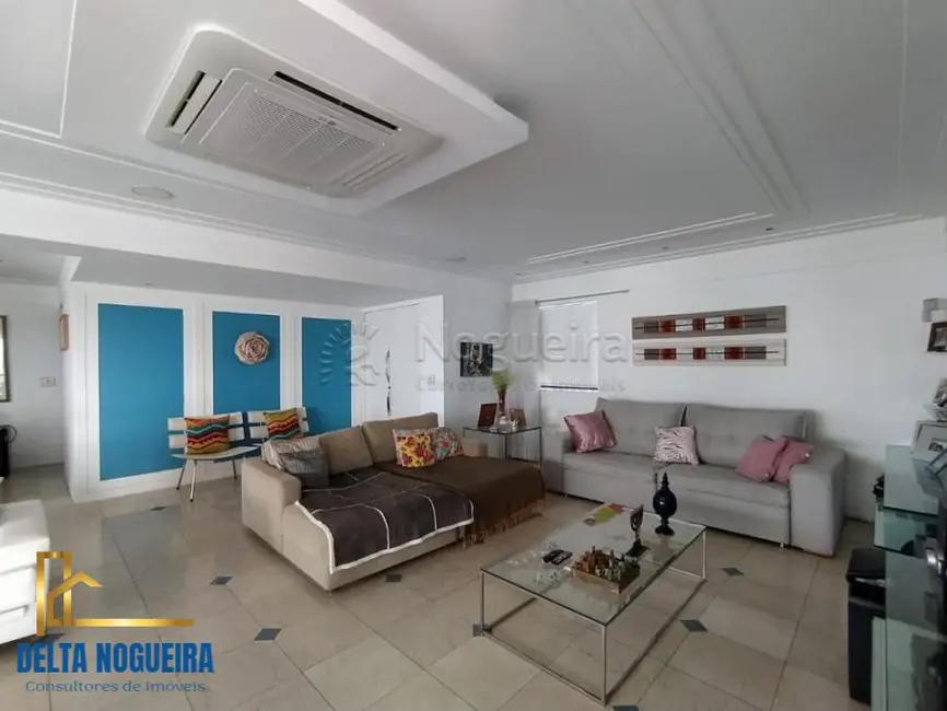 Foto 7 de Apartamento com 4 quartos à venda em Casa Amarela, Recife - PE