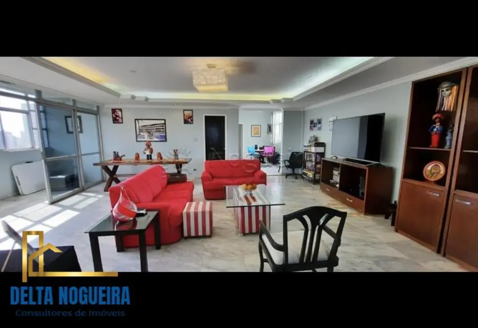 Foto 1 de Apartamento com 5 quartos à venda, 360m2 em Espinheiro, Recife - PE