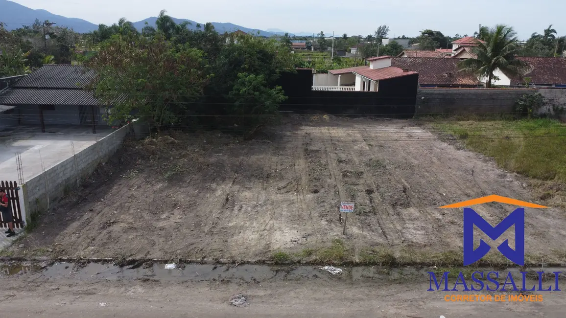 Foto 1 de Terreno / Lote à venda, 250m2 em Ilha Comprida - SP