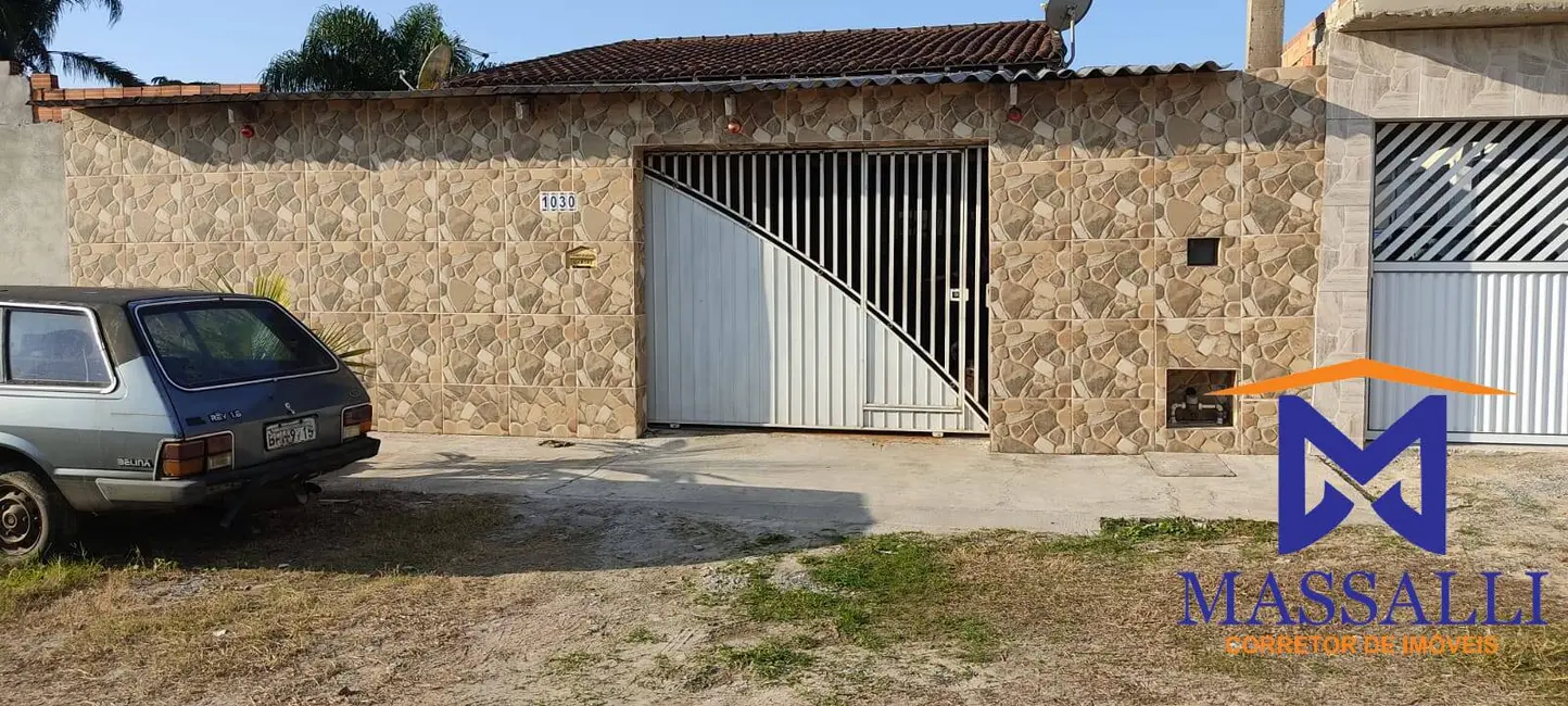 Foto 1 de Casa com 2 quartos à venda, 250m2 em Ilha Comprida - SP