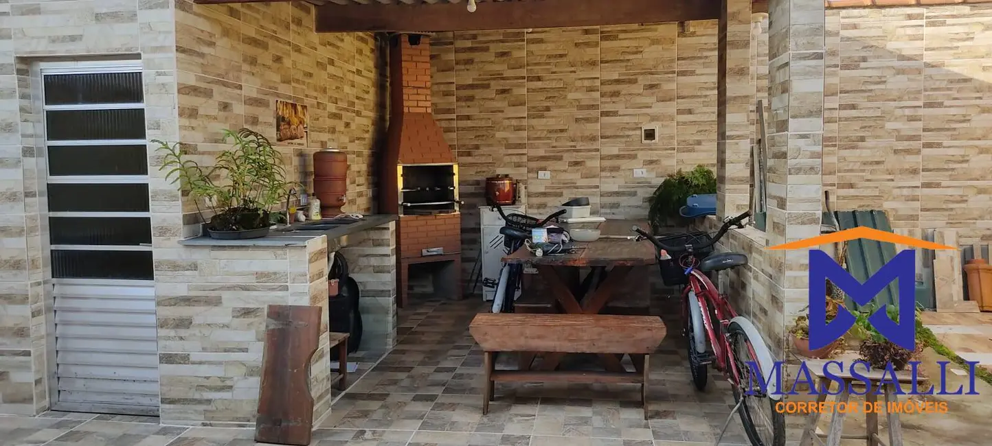 Foto 3 de Casa com 2 quartos à venda, 250m2 em Ilha Comprida - SP