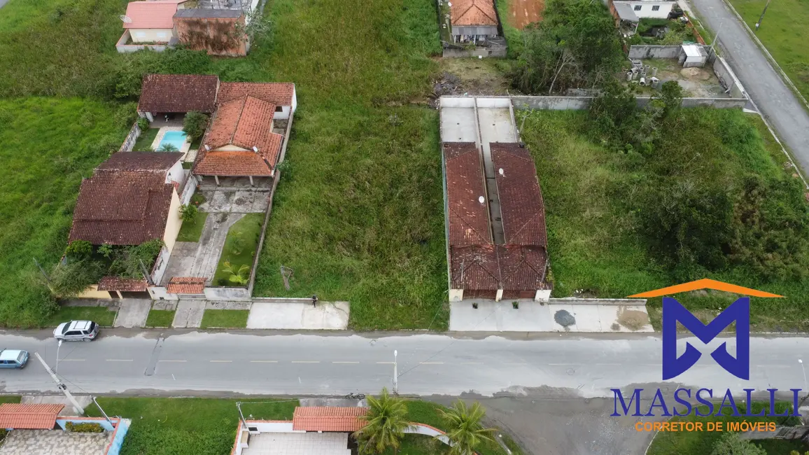 Foto 1 de Terreno / Lote à venda, 340m2 em Ilha Comprida - SP