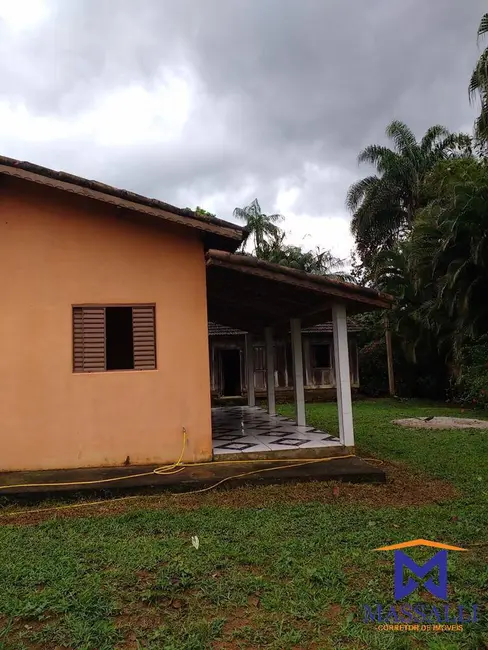 Foto 2 de Casa com 3 quartos à venda, 242000m2 em Sete Barras - SP