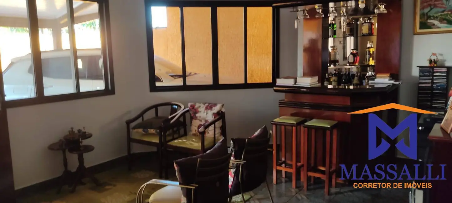 Foto 8 de Sobrado com 5 quartos à venda, 500m2 em Ilha Comprida - SP