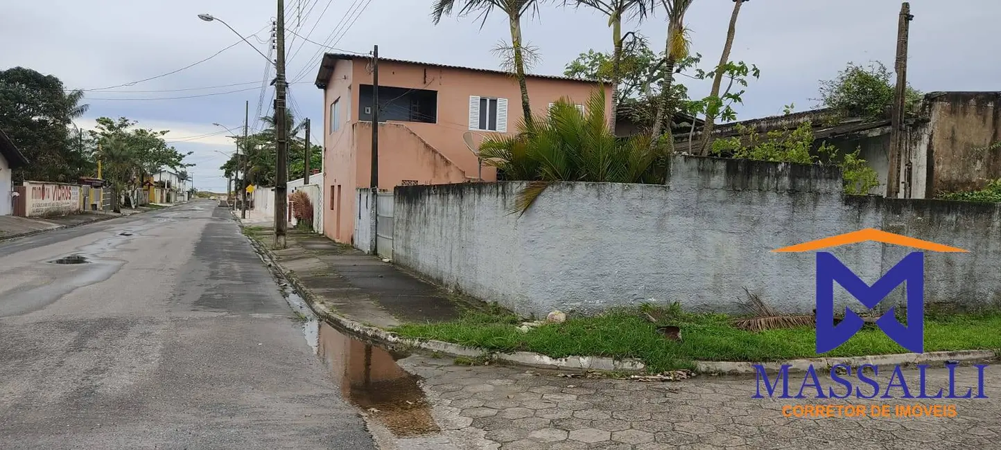 Foto 1 de Casa com 3 quartos à venda, 300m2 em Ilha Comprida - SP