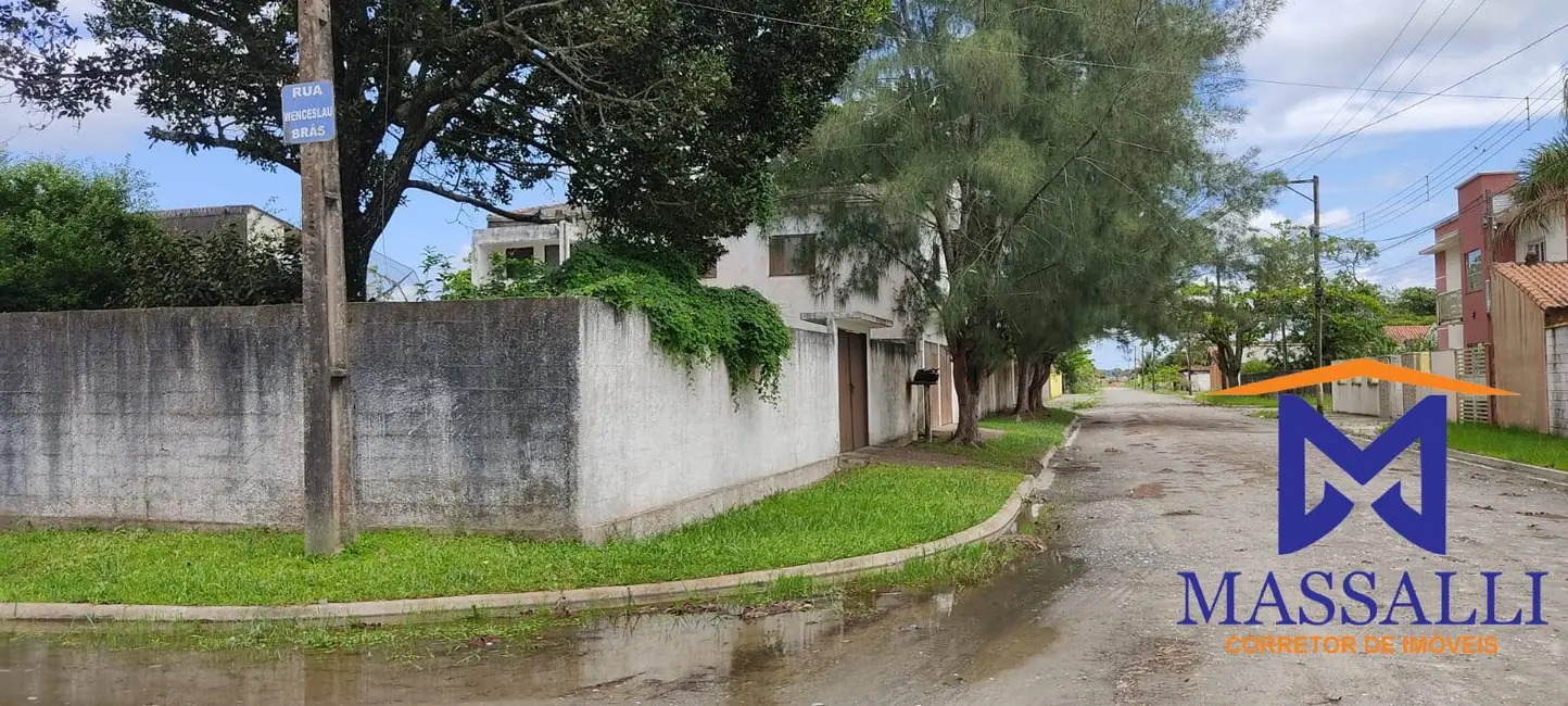 Foto 3 de Casa com 2 quartos à venda, 280m2 em Ilha Comprida - SP