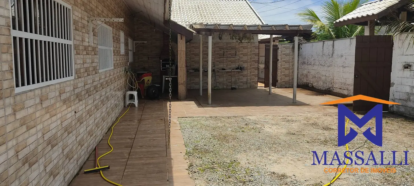 Foto 8 de Casa com 3 quartos à venda, 340m2 em Ilha Comprida - SP