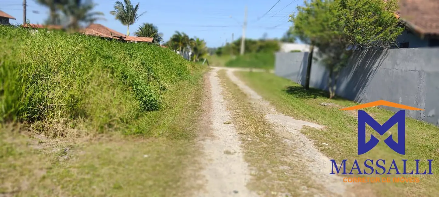 Foto 4 de Casa com 2 quartos à venda, 300m2 em Ilha Comprida - SP