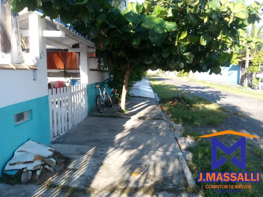 Foto 2 de Casa com 4 quartos à venda em Ilha Comprida - SP