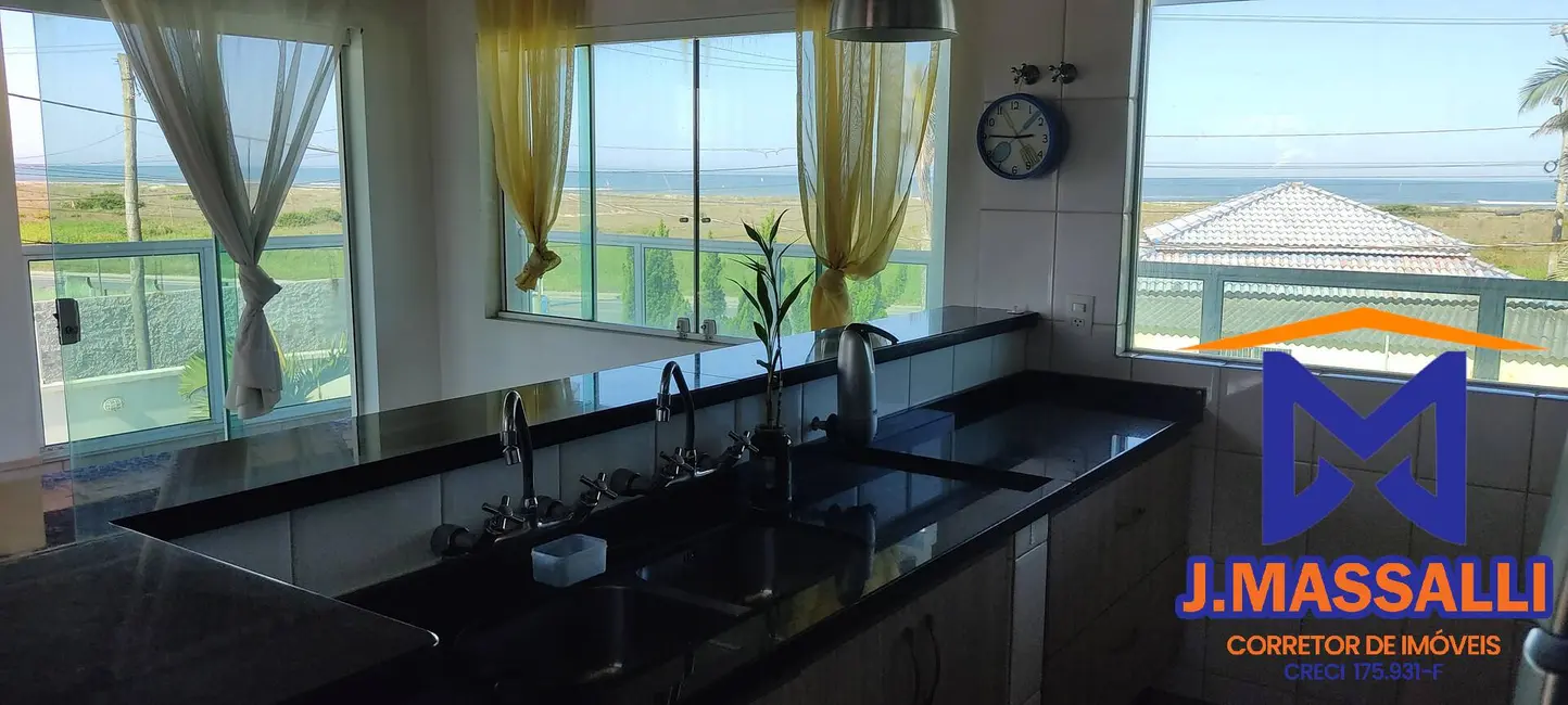 Foto 31 de Casa à venda em Ilha Comprida - SP