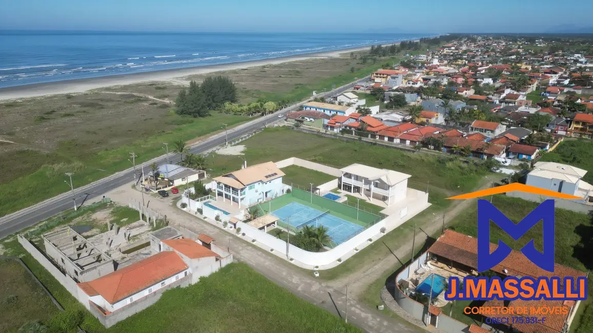 Foto 1 de Casa à venda em Ilha Comprida - SP