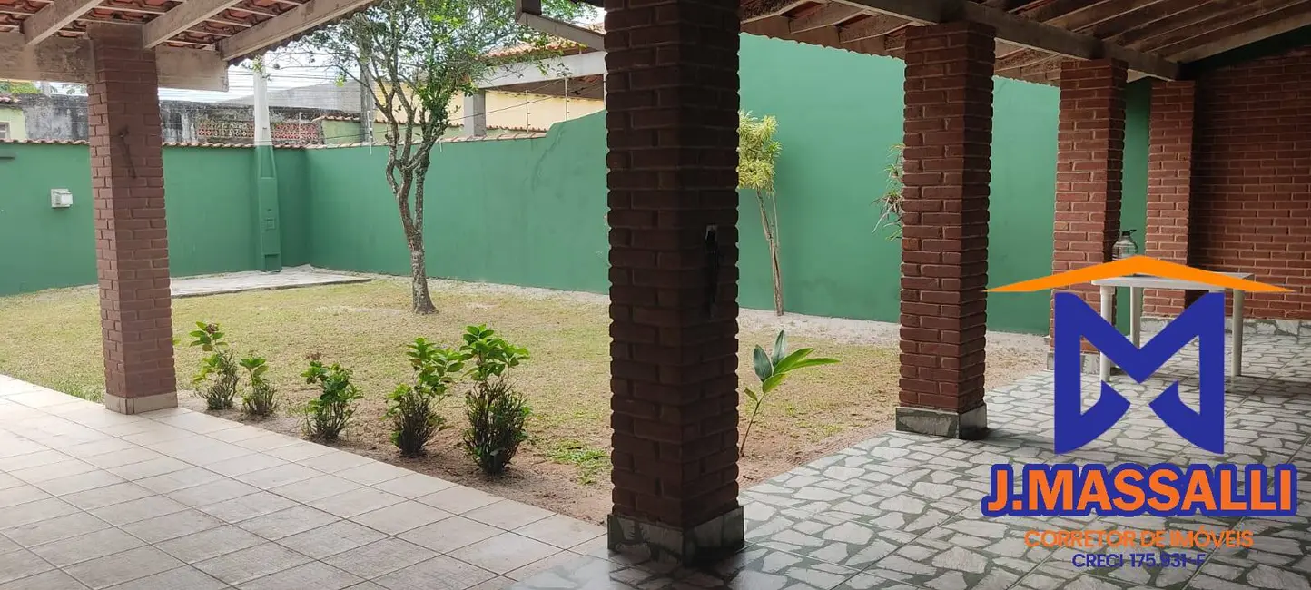 Foto 12 de Casa à venda em Ilha Comprida - SP