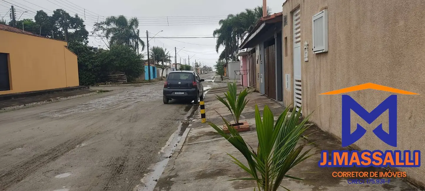 Foto 2 de Casa à venda em Ilha Comprida - SP