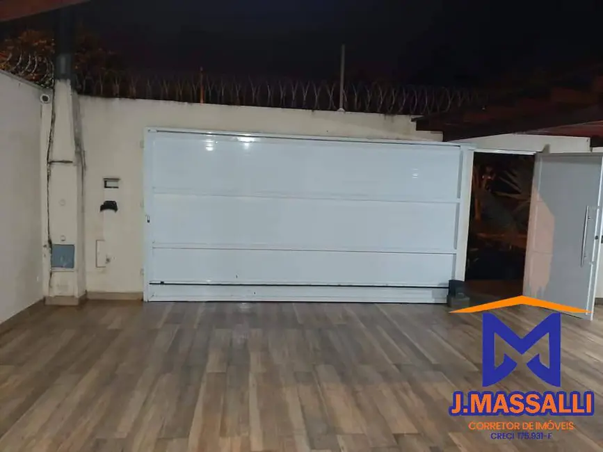 Foto 2 de Casa com 2 quartos à venda, 250m2 em Ilha Comprida - SP