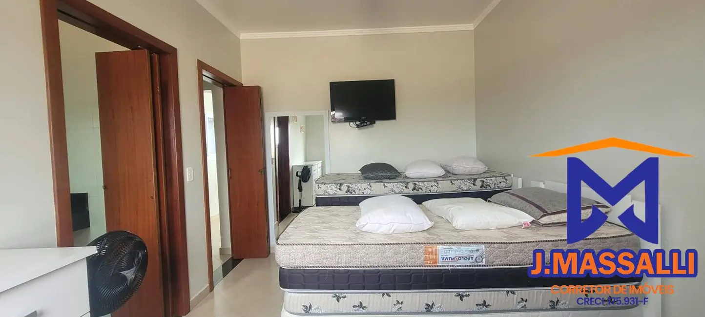 Foto 20 de Casa à venda em Ilha Comprida - SP