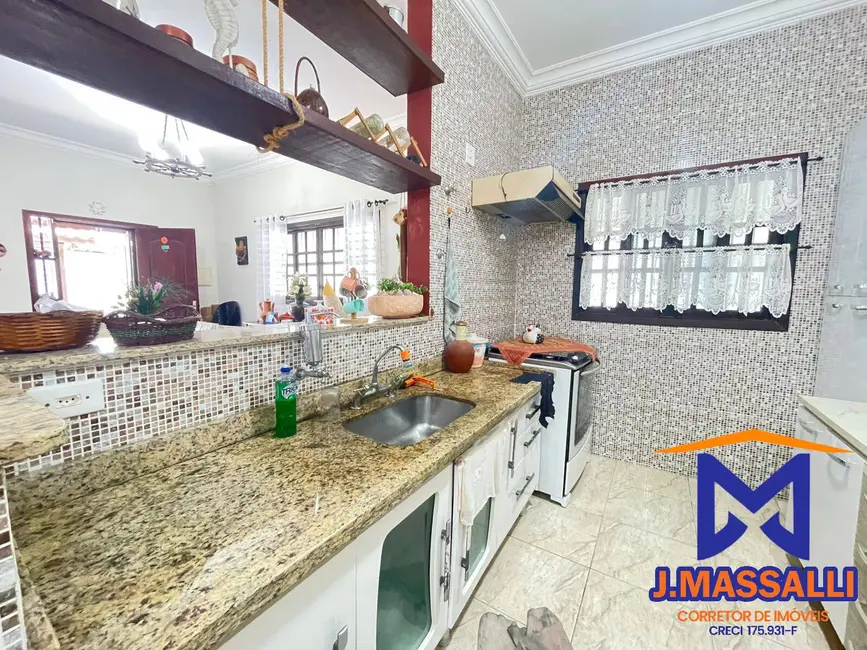 Foto 16 de Casa à venda em Ilha Comprida - SP