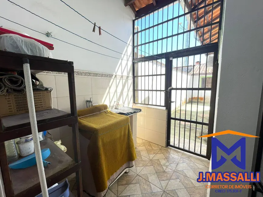 Foto 9 de Casa à venda em Ilha Comprida - SP