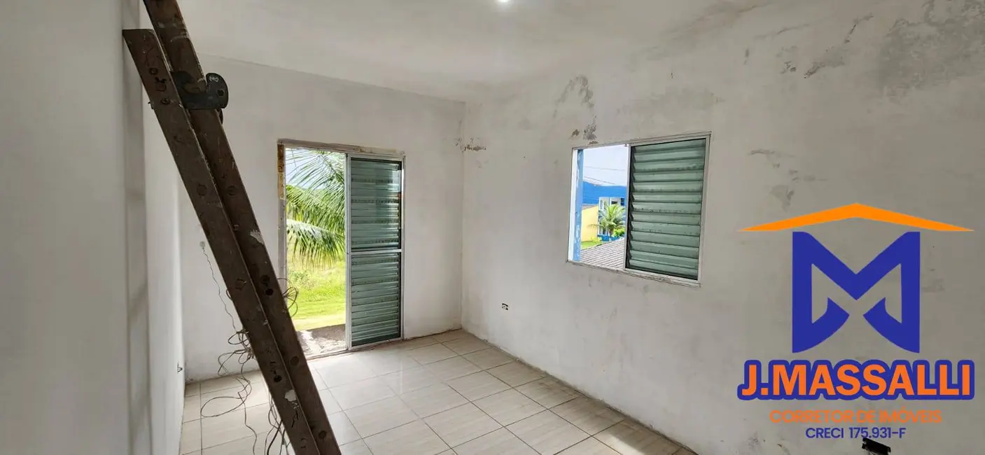 Foto 12 de Casa à venda em Ilha Comprida - SP