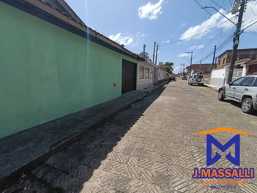 Foto 3 de Casa com 2 quartos à venda, 180m2 em Centro, Iguape - SP