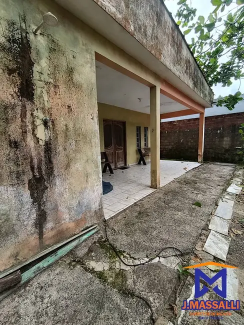 Casa com 2 quartos à venda, 600m2 em Ilha Comprida - SP - imagem 9 Foto 9 de Casa com 2 quartos à venda, 600m2 em Ilha Comprida - SP