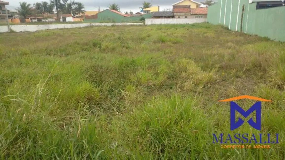 Foto 1 de Terreno / Lote à venda, 550m2 em Ilha Comprida - SP
