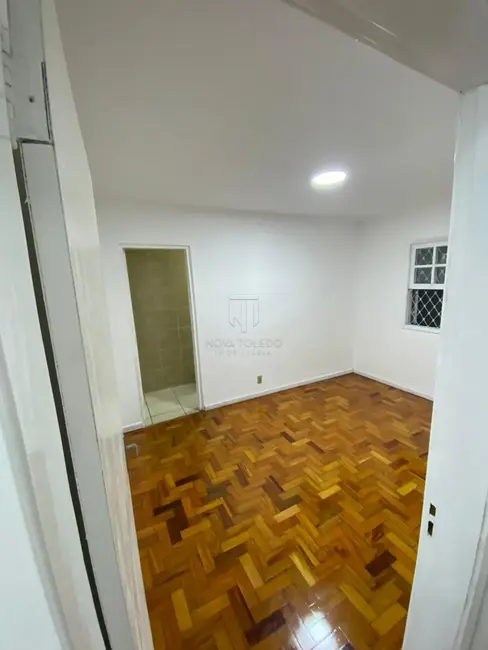 Foto 2 de Sobrado com 3 quartos para alugar, 200m2 em Sao Jose Dos Campos - SP