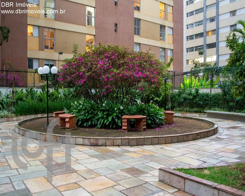 Foto 1 de Apartamento com 4 quartos à venda, 250m2 em Santa Cecília, São Paulo - SP
