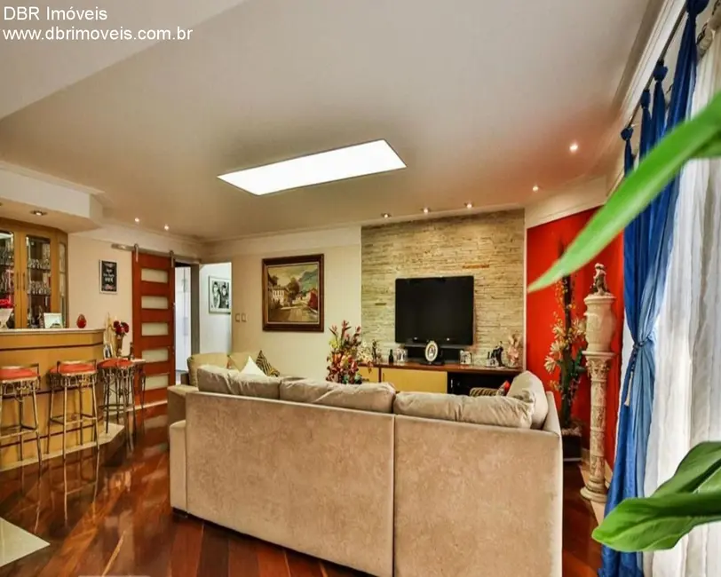 Apartamento com 4 quartos à venda, 300m2 em Vila Jacuí, São Paulo - SP - imagem 8 Foto 8 de Apartamento com 4 quartos à venda, 300m2 em Vila Jacuí, São Paulo - SP