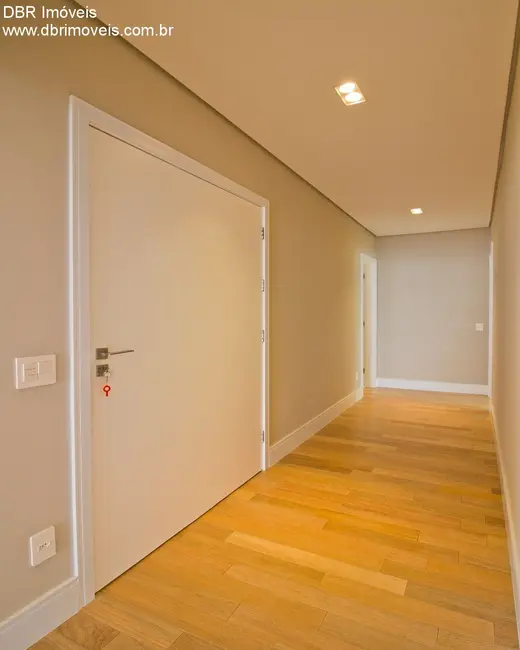 Apartamento com 3 quartos à venda, 198m2 em Jardim Paulista, São Paulo - SP - imagem 9 Foto 9 de Apartamento com 3 quartos à venda, 198m2 em Jardim Paulista, São Paulo - SP