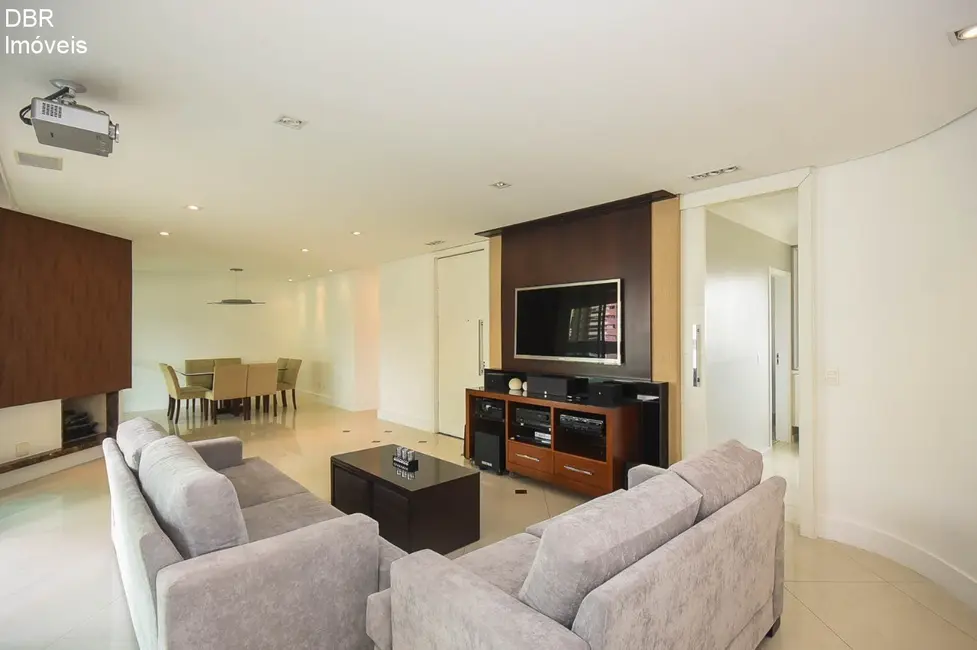Foto 2 de Apartamento com 3 quartos à venda, 193m2 em Vila Suzana, São Paulo - SP