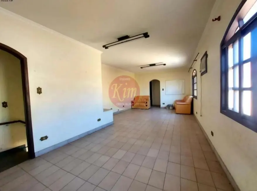 Foto 2 de Casa com 3 quartos à venda, 180m2 em Vila Curuçá, São Paulo - SP