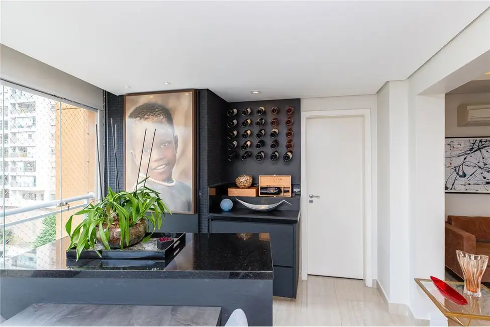 Apartamento com 3 quartos à venda, 187m2 em Moema, São Paulo - SP - imagem 4 Foto 4 de Apartamento com 3 quartos à venda, 187m2 em Moema, São Paulo - SP