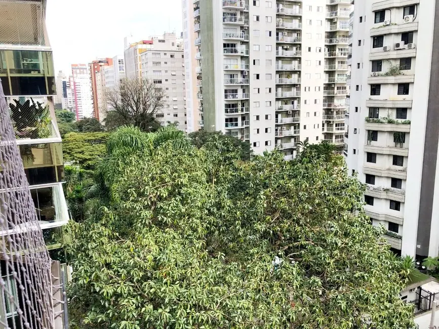 Foto 6 de Apartamento com 4 quartos à venda, 173m2 em Itaim Bibi, São Paulo - SP