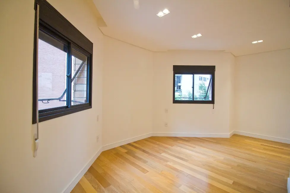 Foto 9 de Apartamento com 4 quartos à venda, 169m2 em Vila Uberabinha, São Paulo - SP