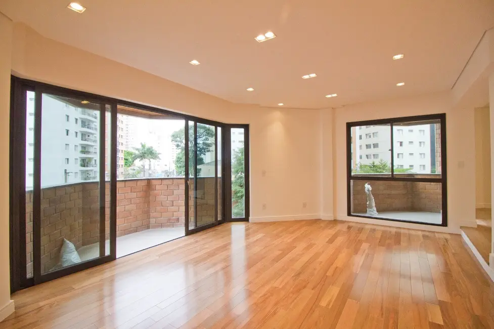 Foto 3 de Apartamento com 4 quartos à venda, 169m2 em Vila Uberabinha, São Paulo - SP