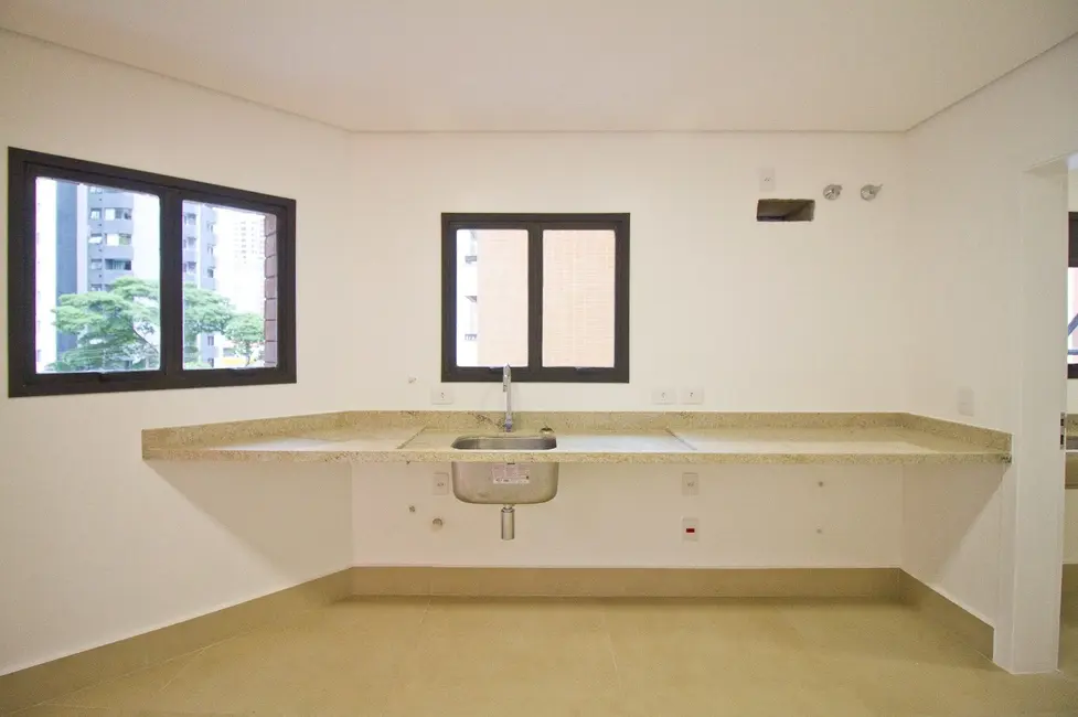 Foto 8 de Apartamento com 4 quartos à venda, 169m2 em Vila Uberabinha, São Paulo - SP