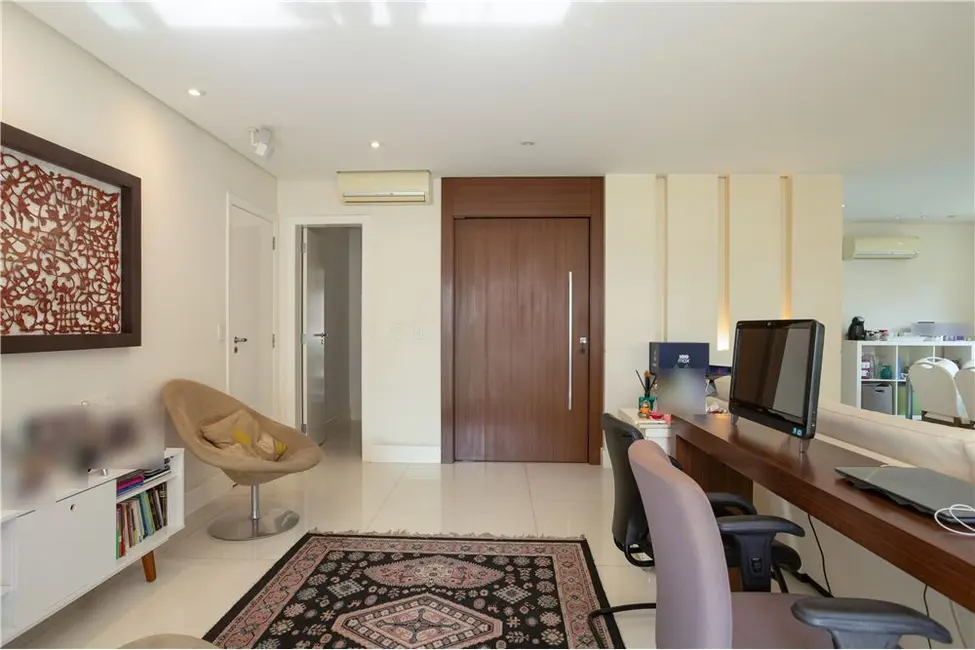 Apartamento com 4 quartos à venda, 235m2 em Aclimação, São Paulo - SP - imagem 5 Foto 5 de Apartamento com 4 quartos à venda, 235m2 em Aclimação, São Paulo - SP