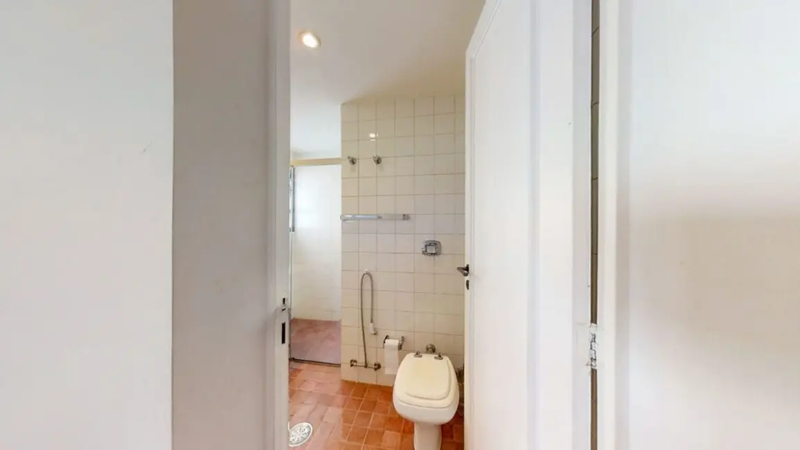 Apartamento com 3 quartos à venda, 149m2 em Moema, São Paulo - SP - imagem 3 Foto 3 de Apartamento com 3 quartos à venda, 149m2 em Moema, São Paulo - SP