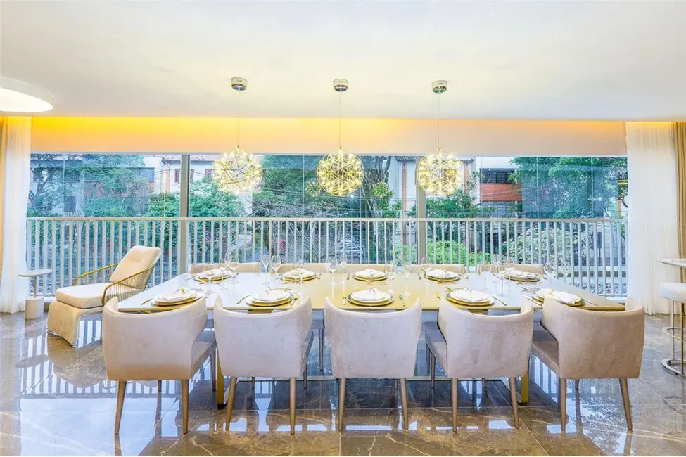 Foto 5 de Apartamento com 4 quartos à venda, 234m2 em São Paulo - SP