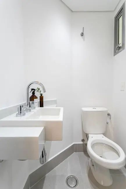 Apartamento com 2 quartos à venda, 56m2 em Vila Madalena, São Paulo - SP - imagem 3 Foto 3 de Apartamento com 2 quartos à venda, 56m2 em Vila Madalena, São Paulo - SP