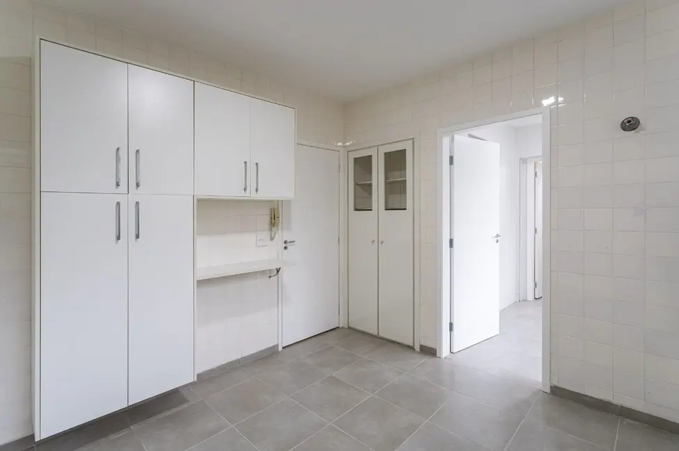 Foto 7 de Apartamento com 3 quartos à venda, 134m2 em Jardim Paulista, São Paulo - SP