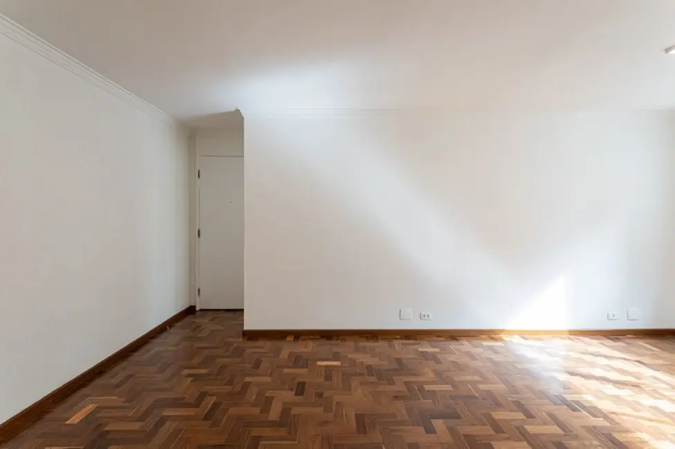 Apartamento com 3 quartos à venda, 90m2 em Moema, São Paulo - SP - imagem 9 Foto 9 de Apartamento com 3 quartos à venda, 90m2 em Moema, São Paulo - SP
