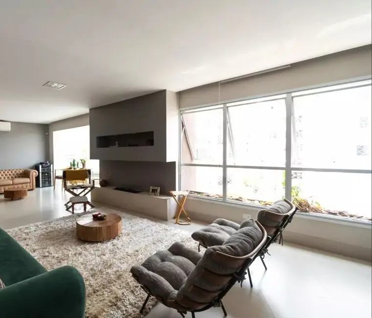 Foto 1 de Apartamento com 3 quartos à venda, 200m2 em São Paulo - SP