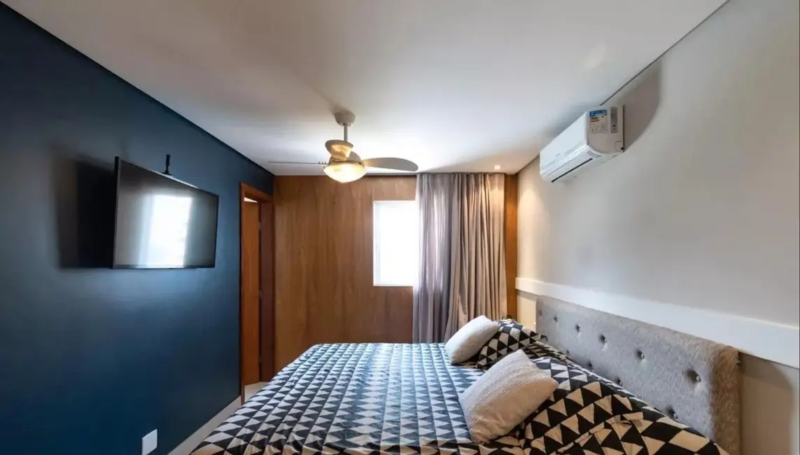 Foto 2 de Apartamento com 3 quartos à venda, 200m2 em São Paulo - SP