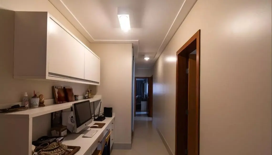 Foto 5 de Apartamento com 3 quartos à venda, 200m2 em São Paulo - SP