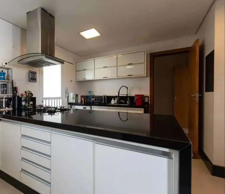 Foto 8 de Apartamento com 3 quartos à venda, 200m2 em São Paulo - SP