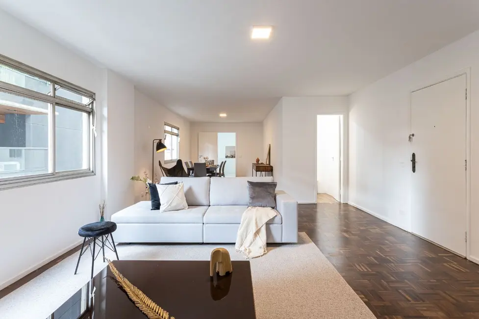 Foto 3 de Apartamento com 3 quartos à venda, 187m2 em Itaim Bibi, São Paulo - SP