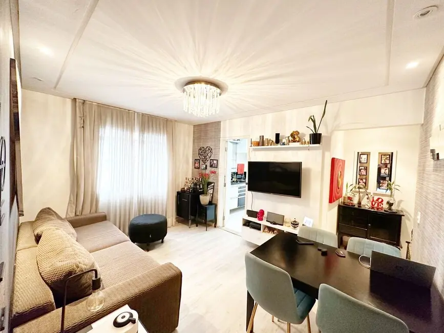 Apartamento com 2 quartos à venda, 63m2 em Vila Olímpia, São Paulo - SP - imagem 1 Foto 1 de Apartamento com 2 quartos à venda, 63m2 em Vila Olímpia, São Paulo - SP